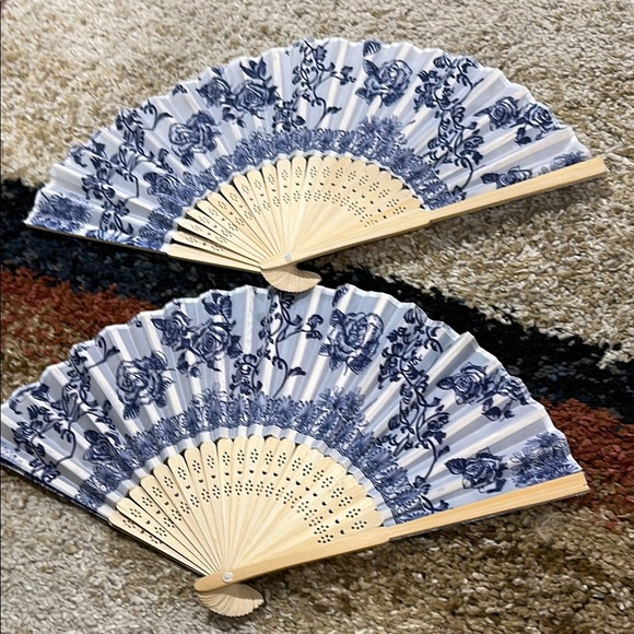 2 Blue and White Floral Hand Fans Church Fans NWOT Summer Events Wedding More - Picture 6 of 7
